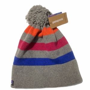 Patagonia Vintage Town Beanie Pom Pom Multicolored Stripes Grey Background Snow